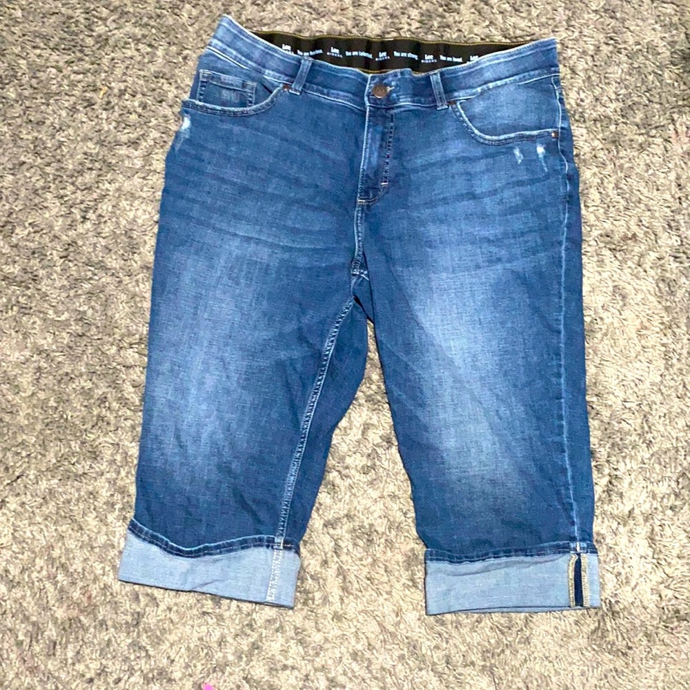 Women’s Capri pants! Size 18w